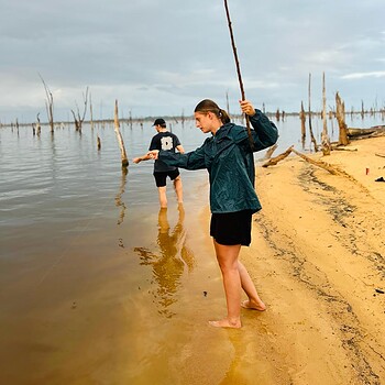 En eiland op Stuw meer Suriname Suriquest.com