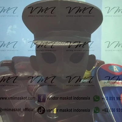 Proses tahap kostum maskot di workshop