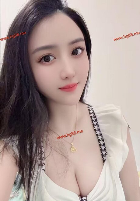 Singapore Massage Escort SaSa is available at SGXiaoYao 新加坡逍遥阁