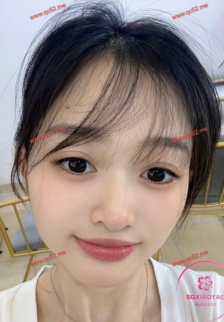 Singapore Massage Escort FanTuan-饭团 is available at SGXiaoYao 新加坡逍遥阁