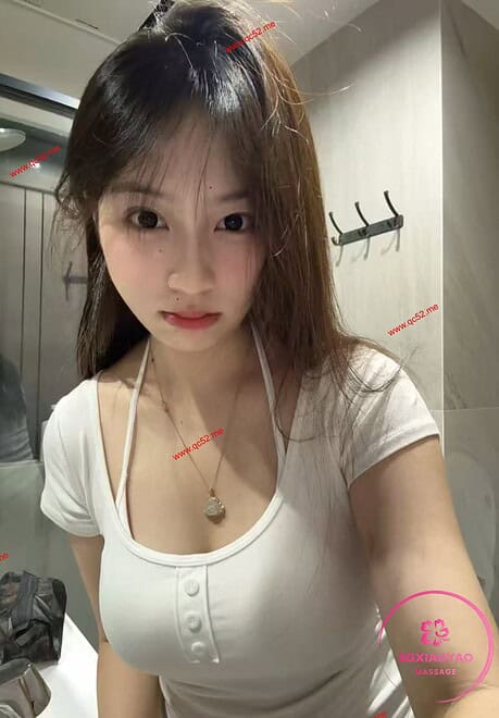 Singapore Massage Escort Coco is available at SGXiaoYao 新加坡逍遥阁