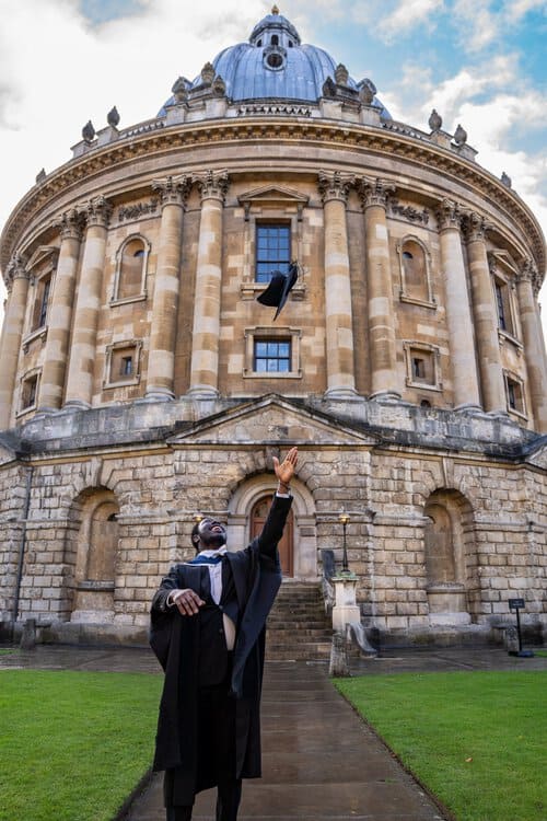 Oxford Graduation Photographer - Matthew Ellacott Photography