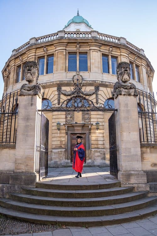 Oxford Graduation Photographer - Matthew Ellacott Photography