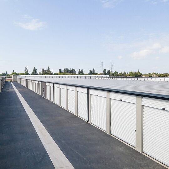 Flexible temporary storage units in Modesto, perfect for short-term needs like moving, renovations, or seasonal storage, with secure and convenient access.