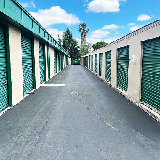 Picture of drive up storage units at Grove Way Mini Storage