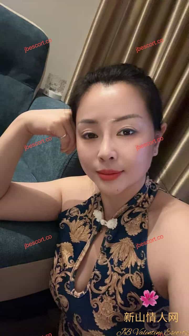 JB Escort Thumbnail Image-2