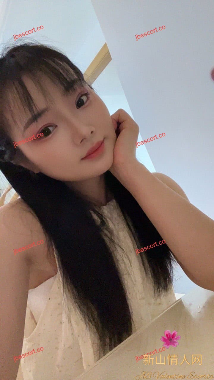 JB Escort Thumbnail Image-2