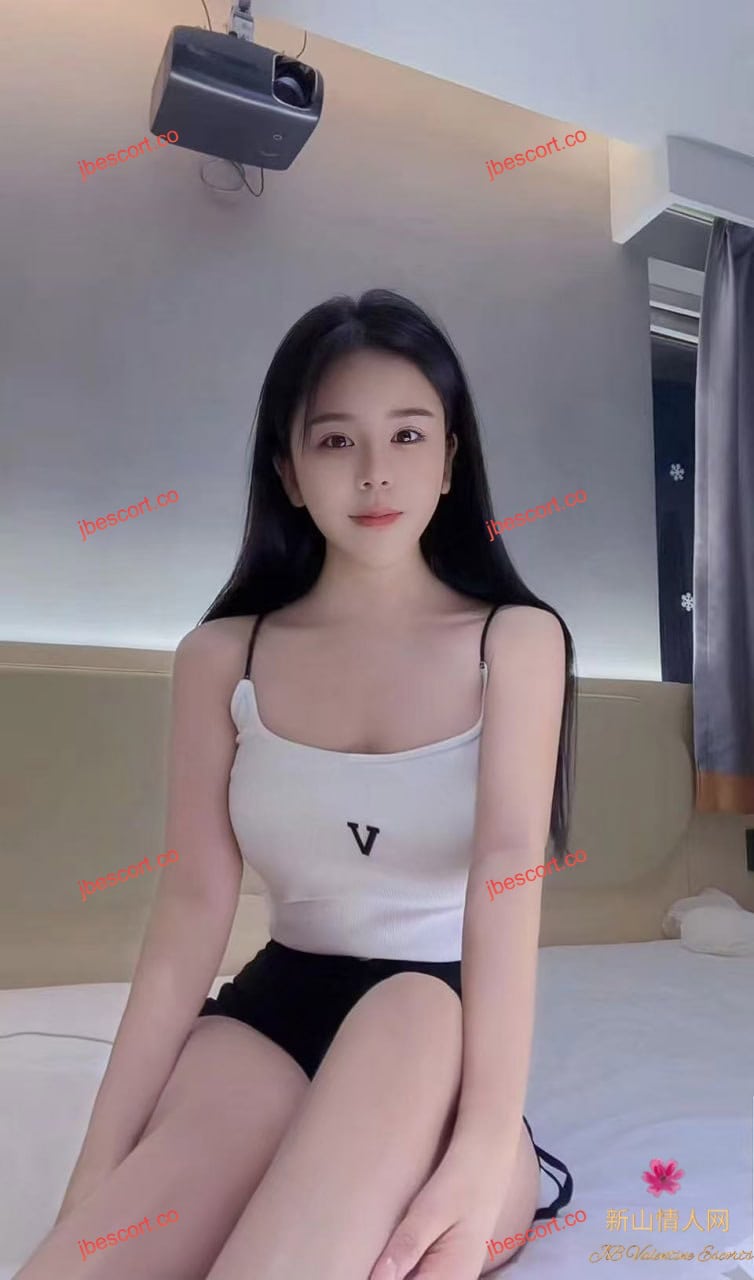 JB Escort Thumbnail Image-3