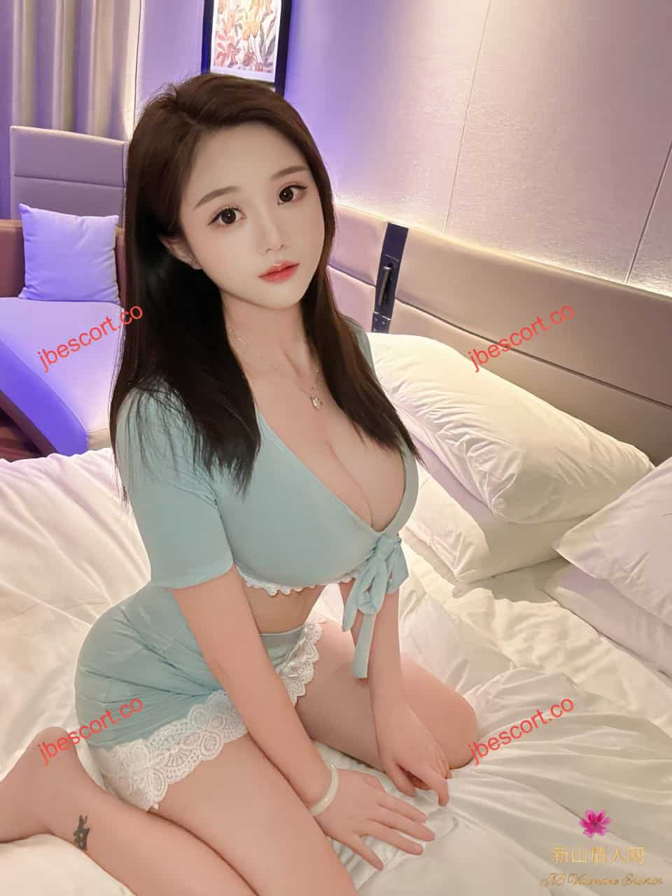 JB Escort Thumbnail Image-1