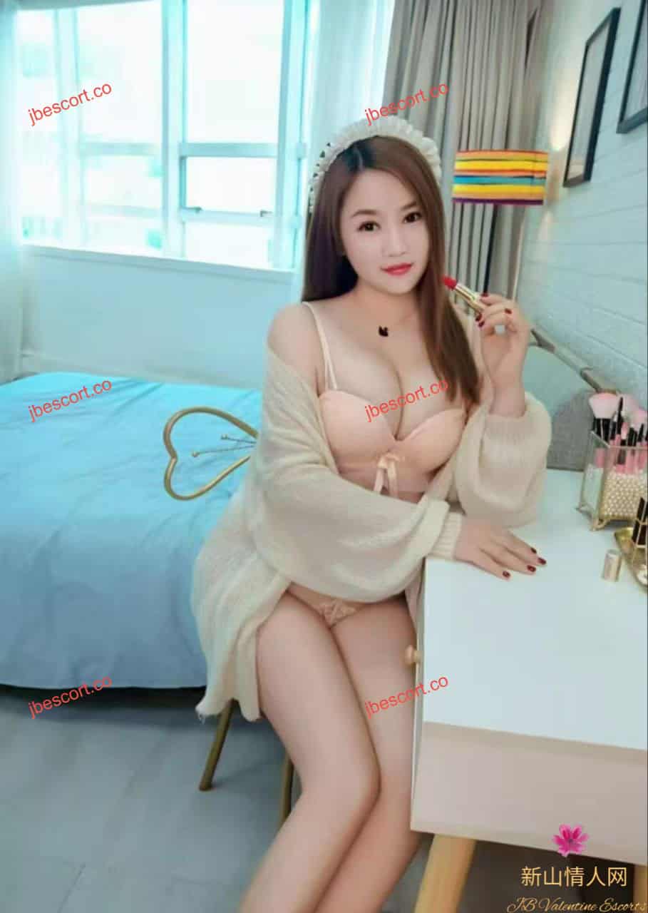 JB Escort Thumbnail Image-2