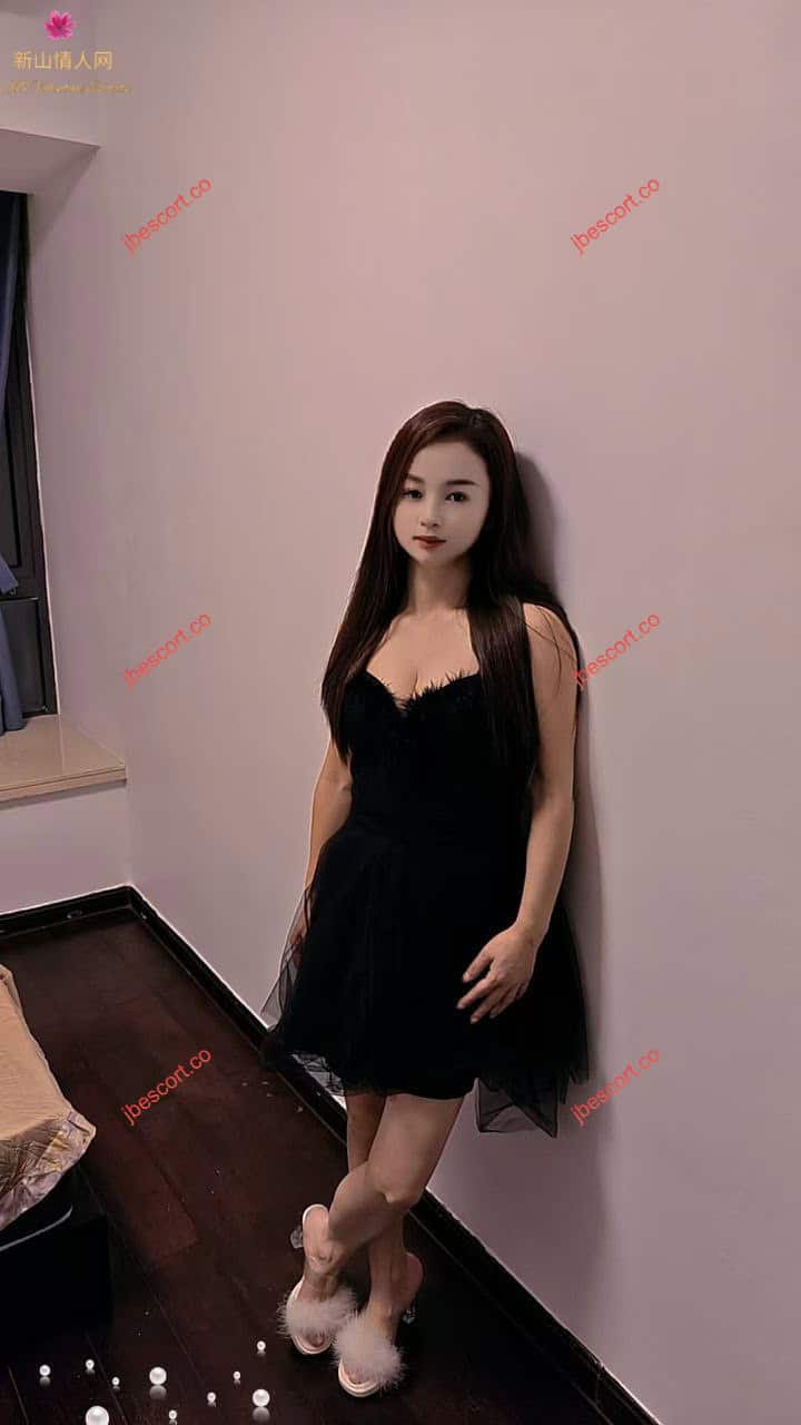 JB Escort Thumbnail Image-6