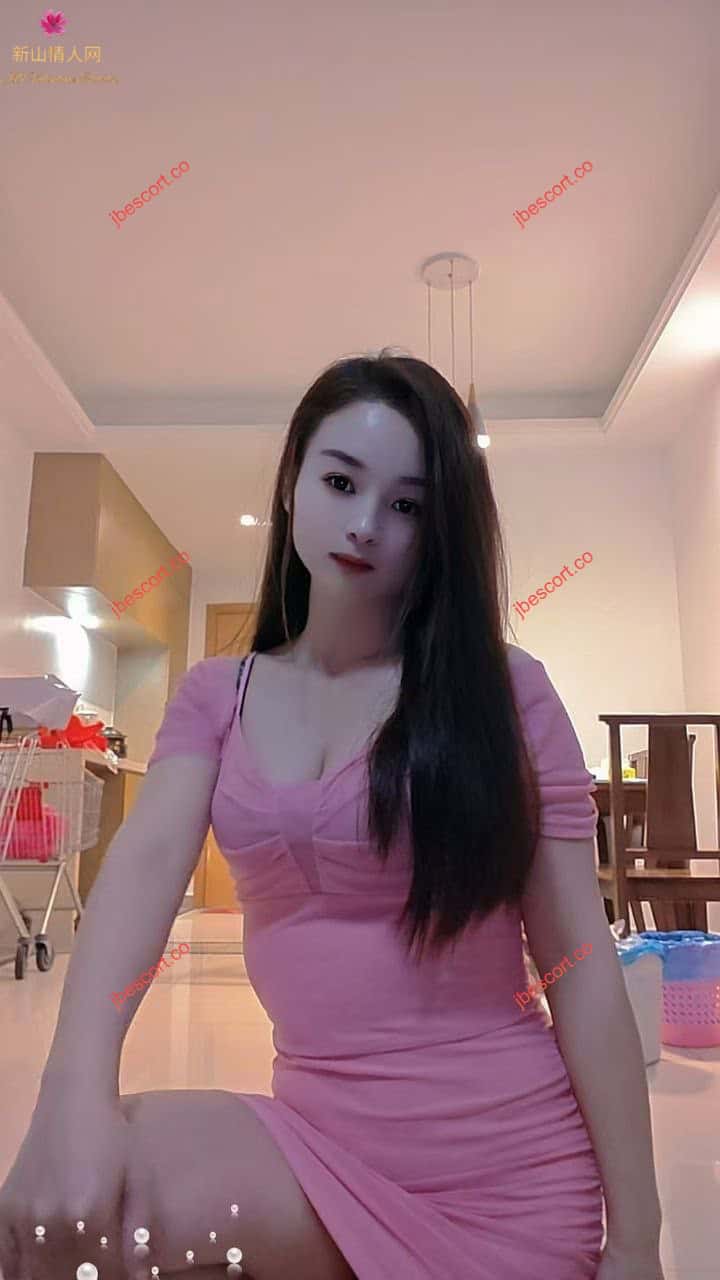 JB Escort Thumbnail Image-5