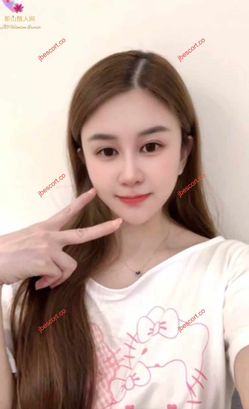 JB Escort Thumbnail Image-5