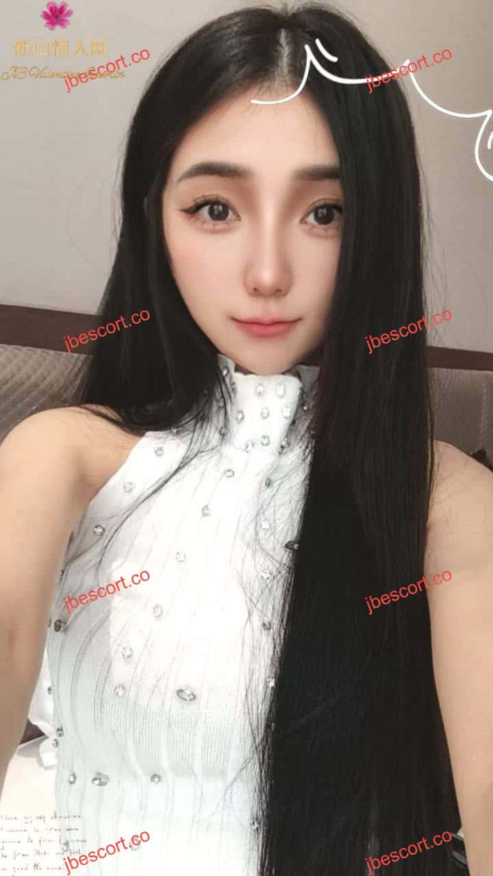 JB Escort Thumbnail Image-4