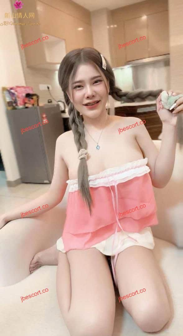 JB Escort Thumbnail Image-2