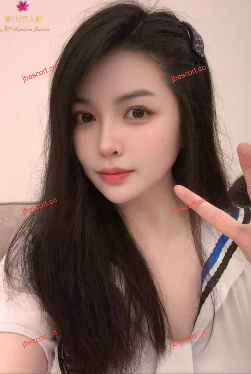 Escort Thumbnail Image-5