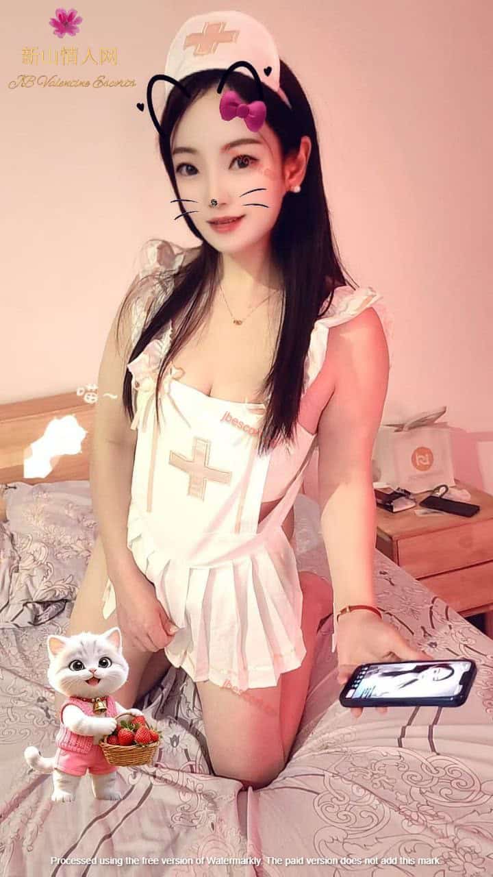 Escort Thumbnail Image-4