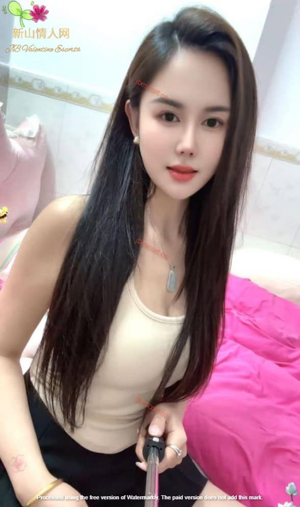 Escort Thumbnail Image-3