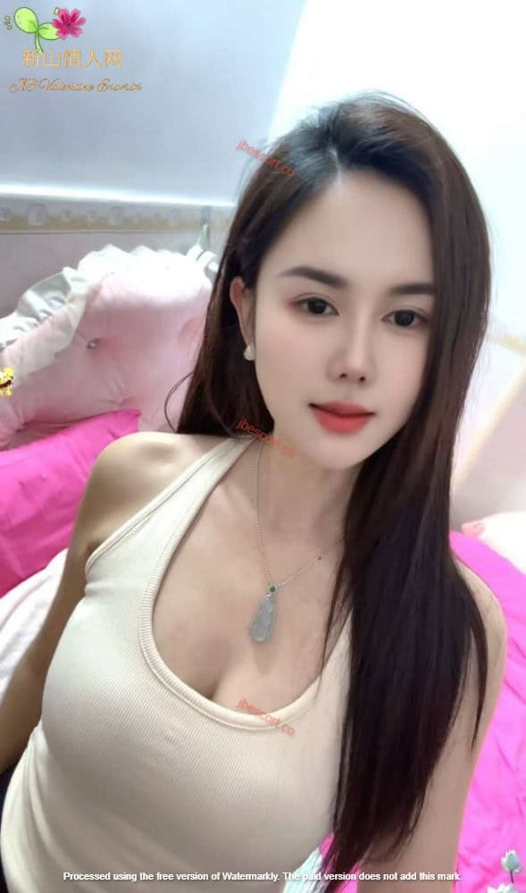 Escort Thumbnail Image-4