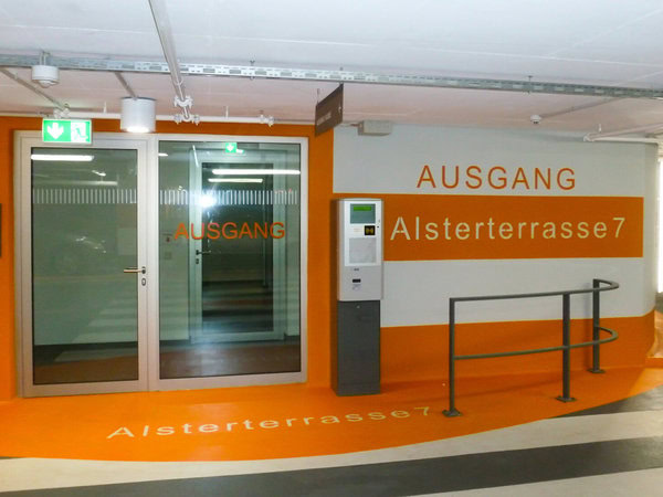 Beschriftungen Folierungen zeigen diese Fotos von realisierten Arbeiten die wir ausgeführt haben. Tolle Produktionen für Privat und Gewerbe.
