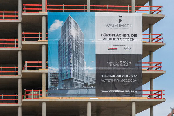 Werbung, die ins Auge sticht: Unsere bedruckten Werbeplanen machen den Unterschied.
