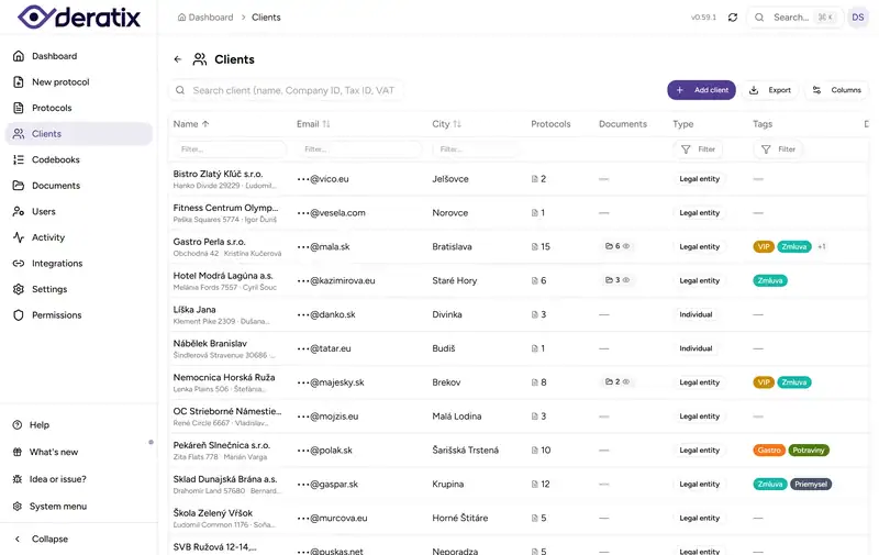 Deratix Client management — desktop application screenshot showing the feature in action