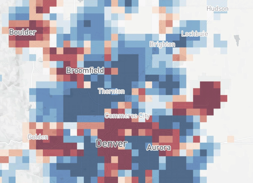 Gridded mobility map showing the Boulder / Denver area in Colorado. The red areas contain few people than normal and the blue areas contain more people than normal. Map: Daniel Larremore and the COVID-19 Mobility Data Network.