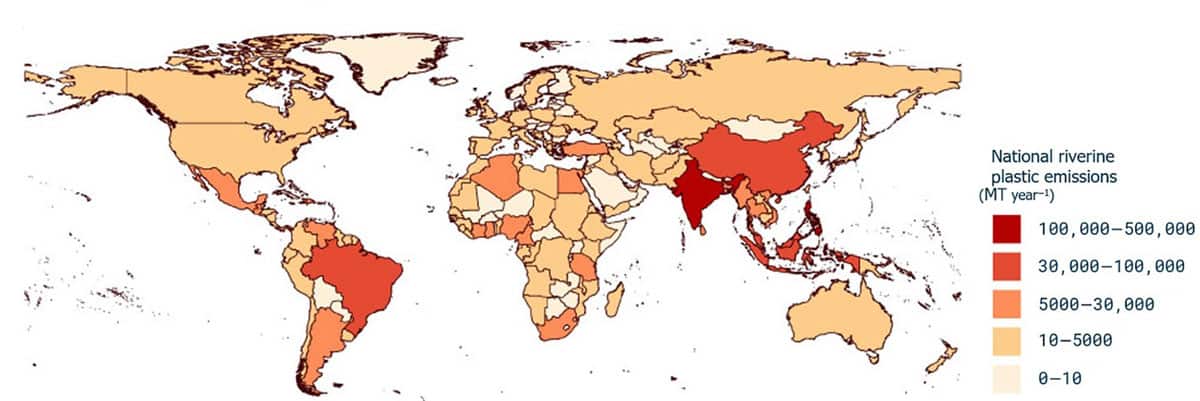Map of total emitted plastic into the ocean ME (MT year−1) per country. Map: Meijer et al., 2021.