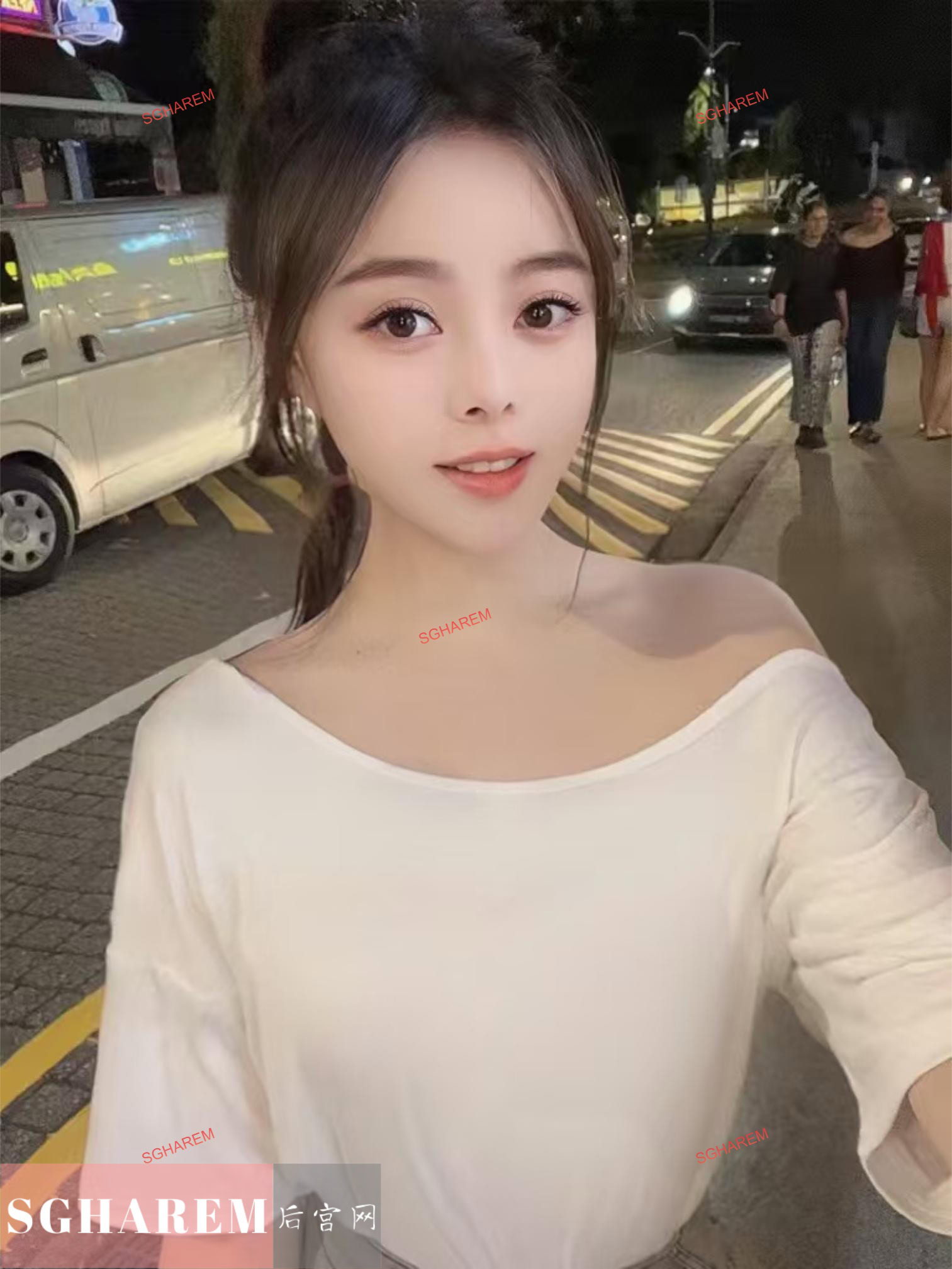 Featured Escort Girls