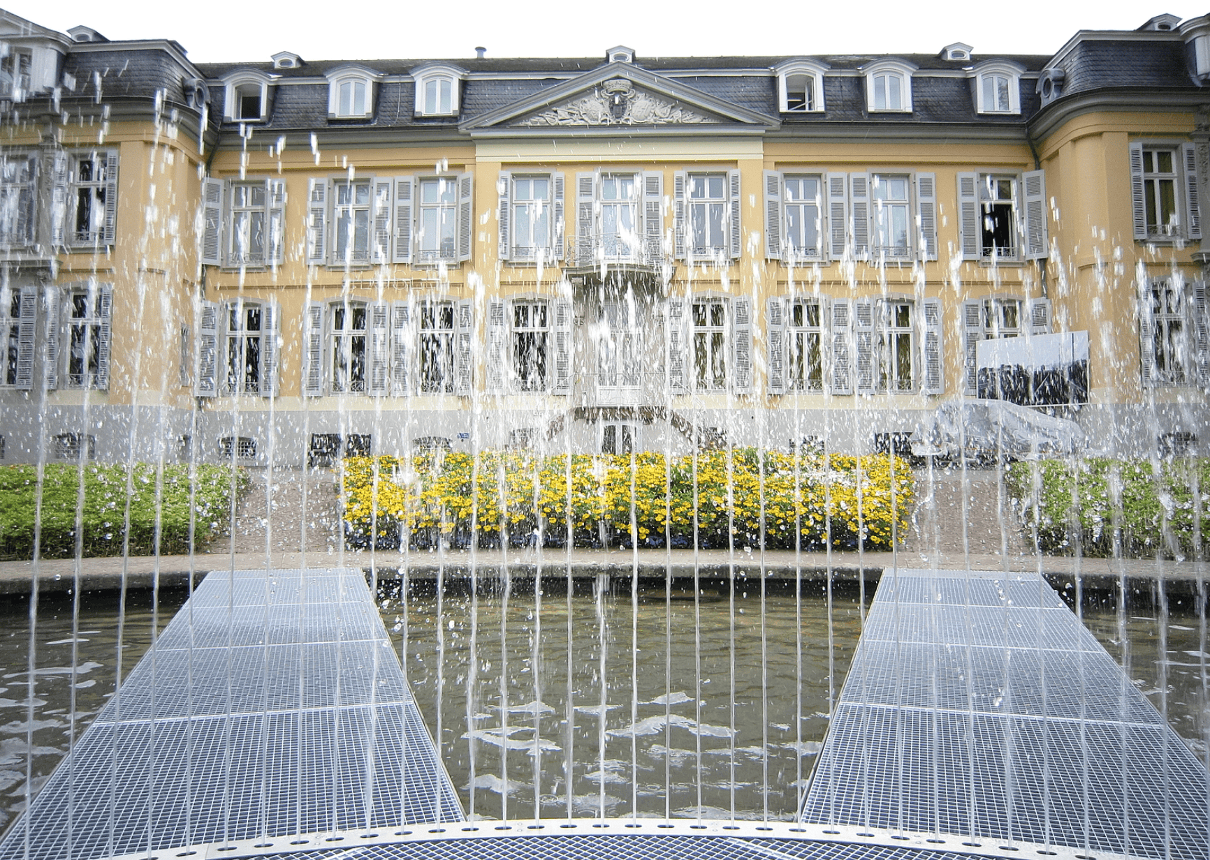 Jeppe Hein: „Water Island, Morsbroich“. Foto: Museum Schloss Morsbroich