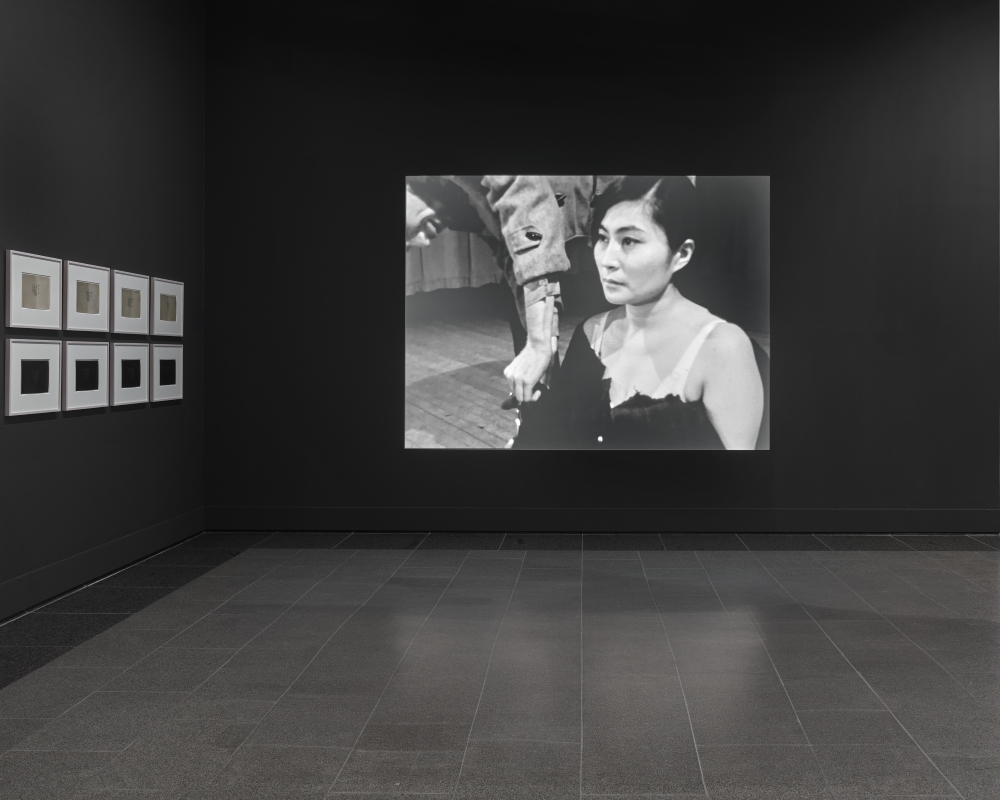 YOKO ONO. MUSIC OF THE MIND, Installationsansicht, K20 Kunstsammlung Nordrhein-Westfalen 2024. Foto: Achim Kukulies