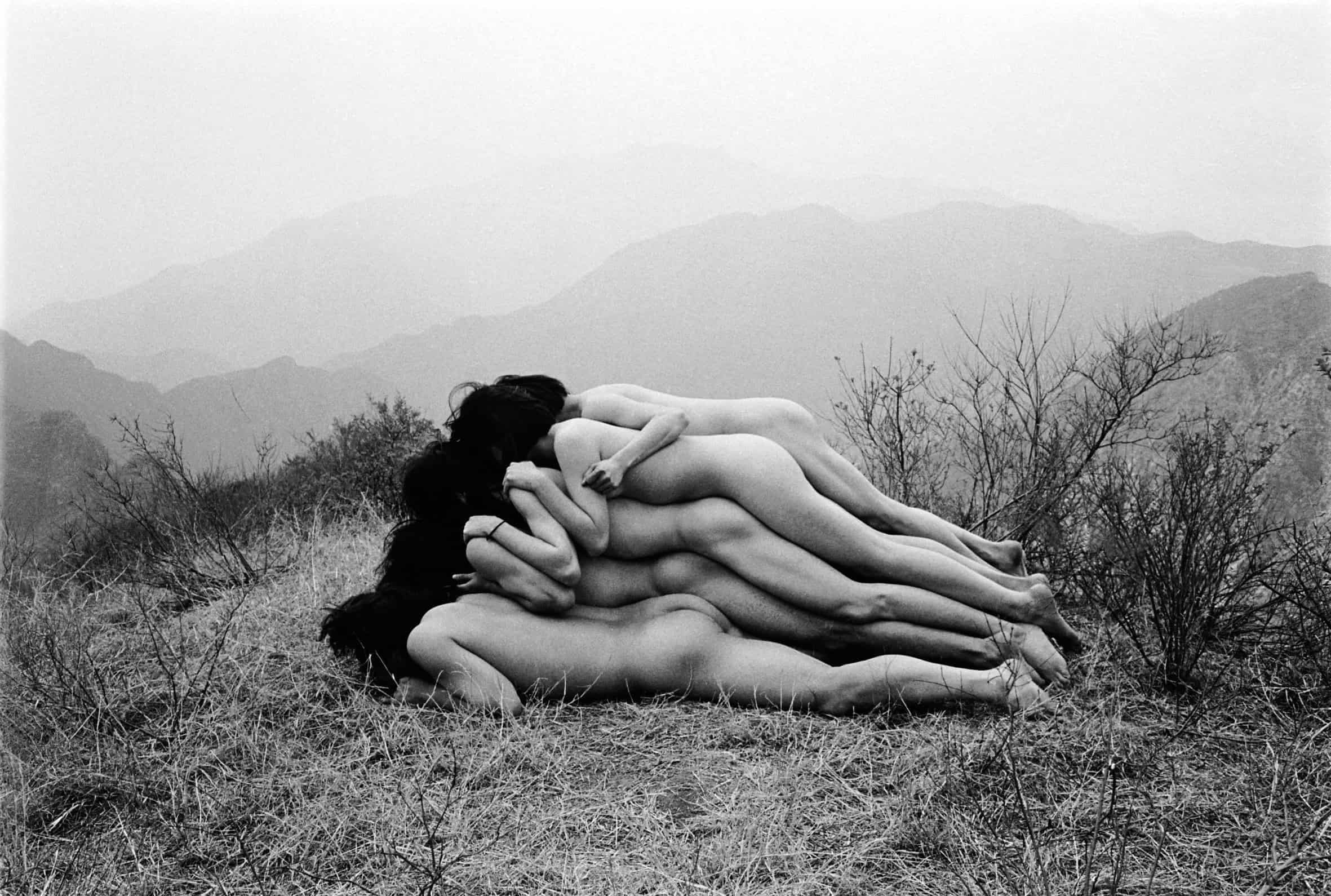 Zuoxiao Zuzhou: To Add One Meter to an Anonymous Mountain, 1995. Sammlung Wemhöner