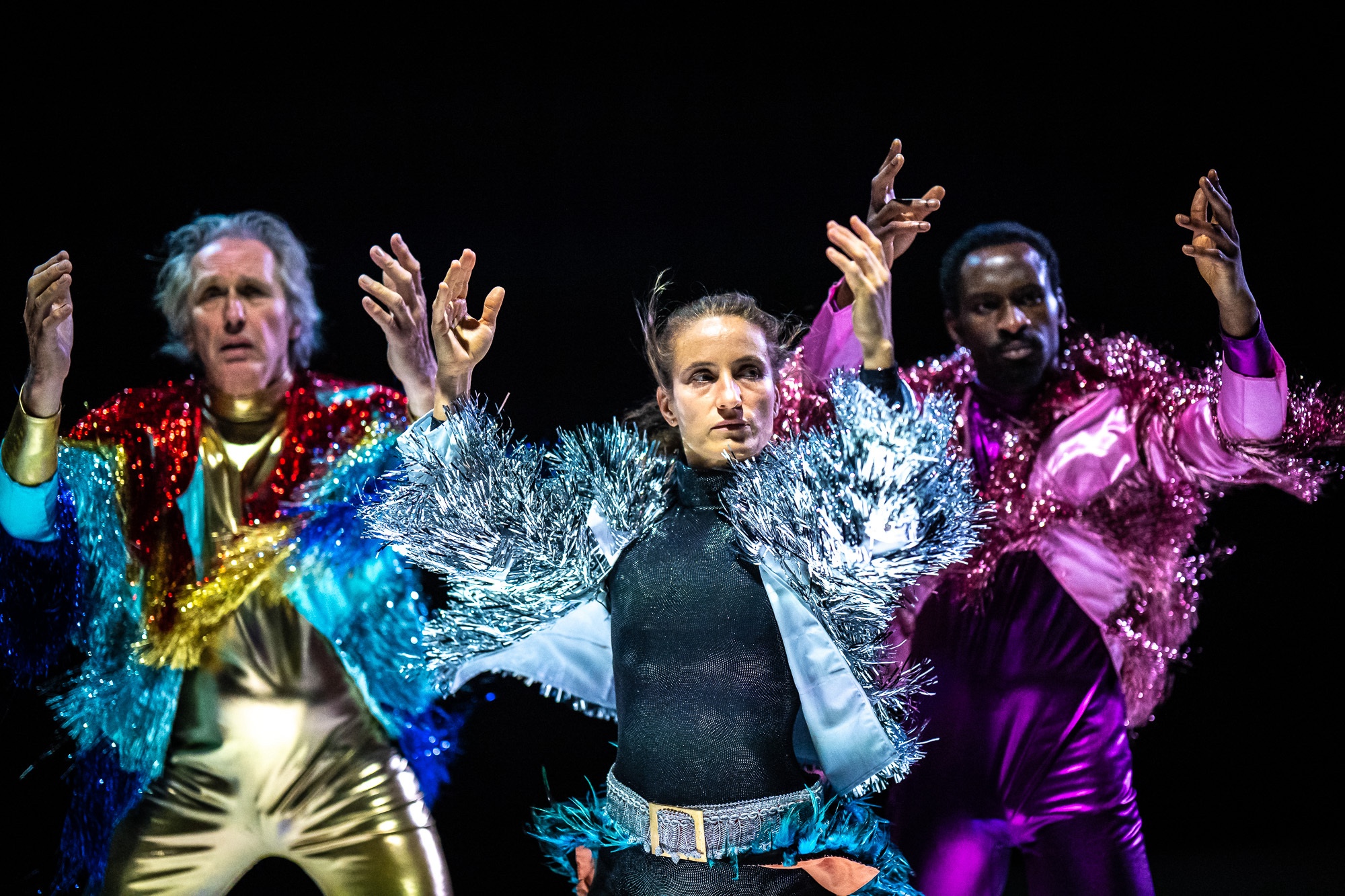 Formation Silvia "You clap for me now" Foto Thomas Mohn