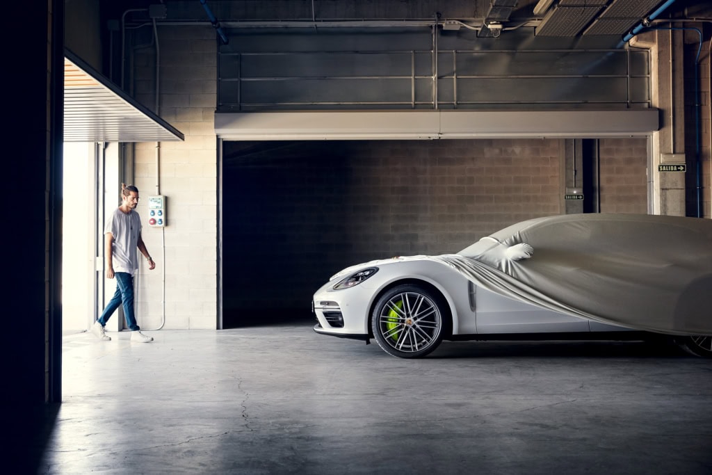 Porsche Panamera E-Hybrid and Composer Jimek on a racetrack