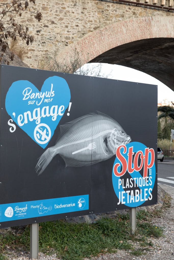 Reportage für das Terra Mater Magazin zum Thema Mikroplastik: Im Laboratoire d’Océanographie Microbienne in Banyuls-sur-Mer wird an plastikfressenden Mikroorganismen im Meer geforscht.