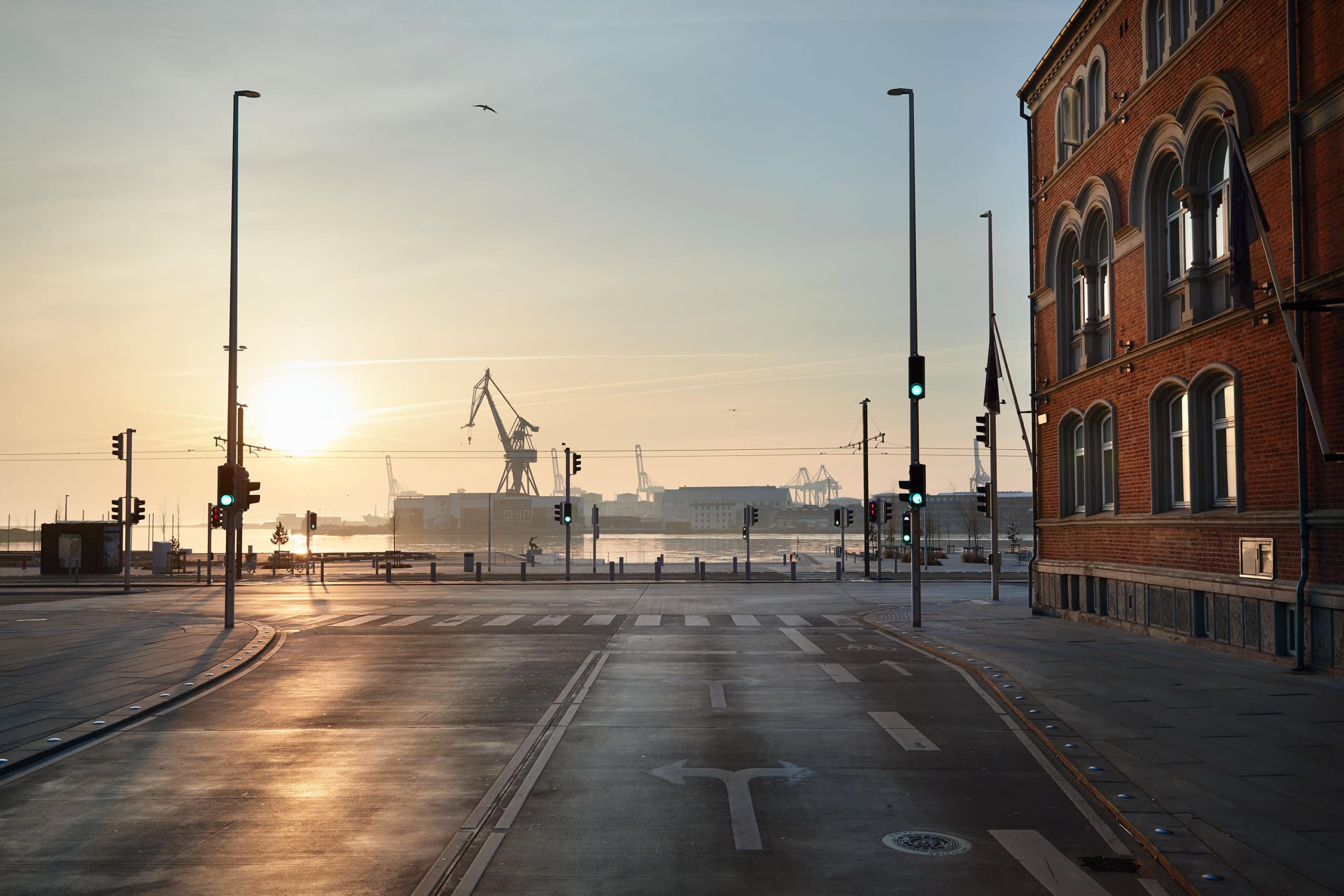 Professional racing driver Christina Nielsen with a Porsche Panamera E-Hybrid in Aarhus