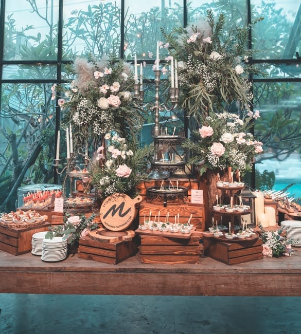 จัดเลี้ยงแบบค็อกเทล