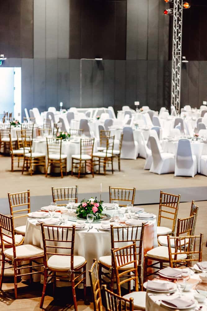 VIP Set Table Service