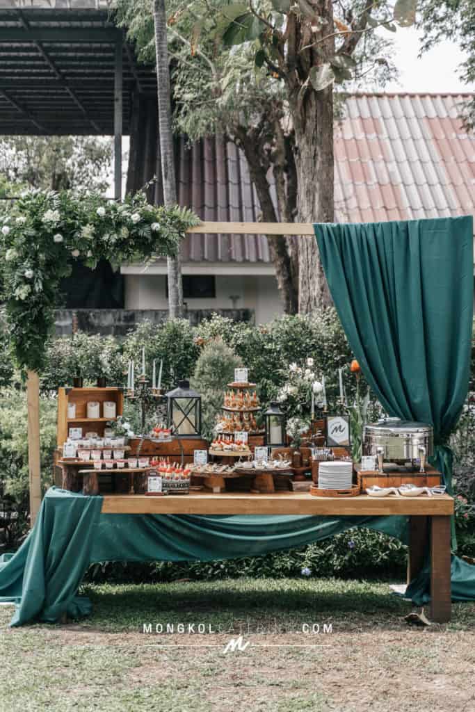 จัดเลี้ยงงานแต่งงานในสวน ด้วย ค็อกเทล คานาเป้น่ารักๆ @ Amco House