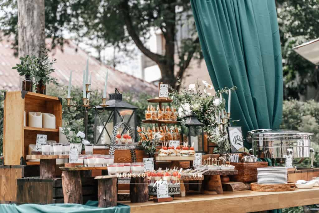 จัดเลี้ยงงานแต่งงานในสวน ด้วย ค็อกเทล คานาเป้น่ารักๆ @ Amco House