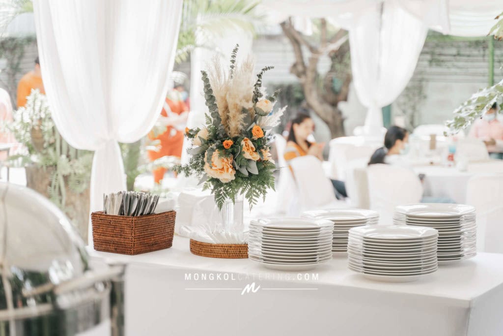 จัดเลี้ยงบุฟเฟต์ งานแต่งงานในบ้าน ครบวงจร ตั้งแต่เช้าจรดเย็น @ จัดงานแต่งที่บ้าน