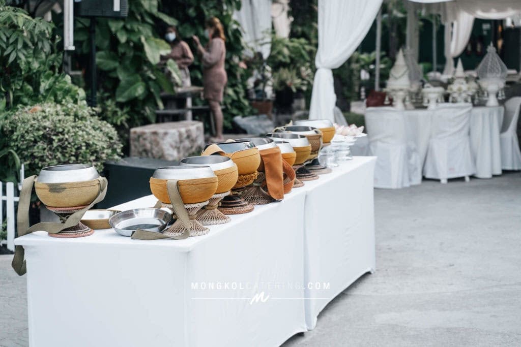 จัดเลี้ยงบุฟเฟต์ งานแต่งงานในบ้าน ครบวงจร ตั้งแต่เช้าจรดเย็น @ จัดงานแต่งที่บ้าน