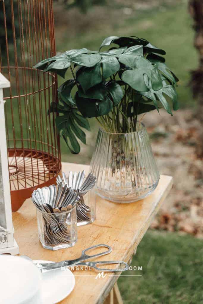 จัดเลี้ยงบุฟเฟต์ งานแต่งงานในสวนที่บ้าน