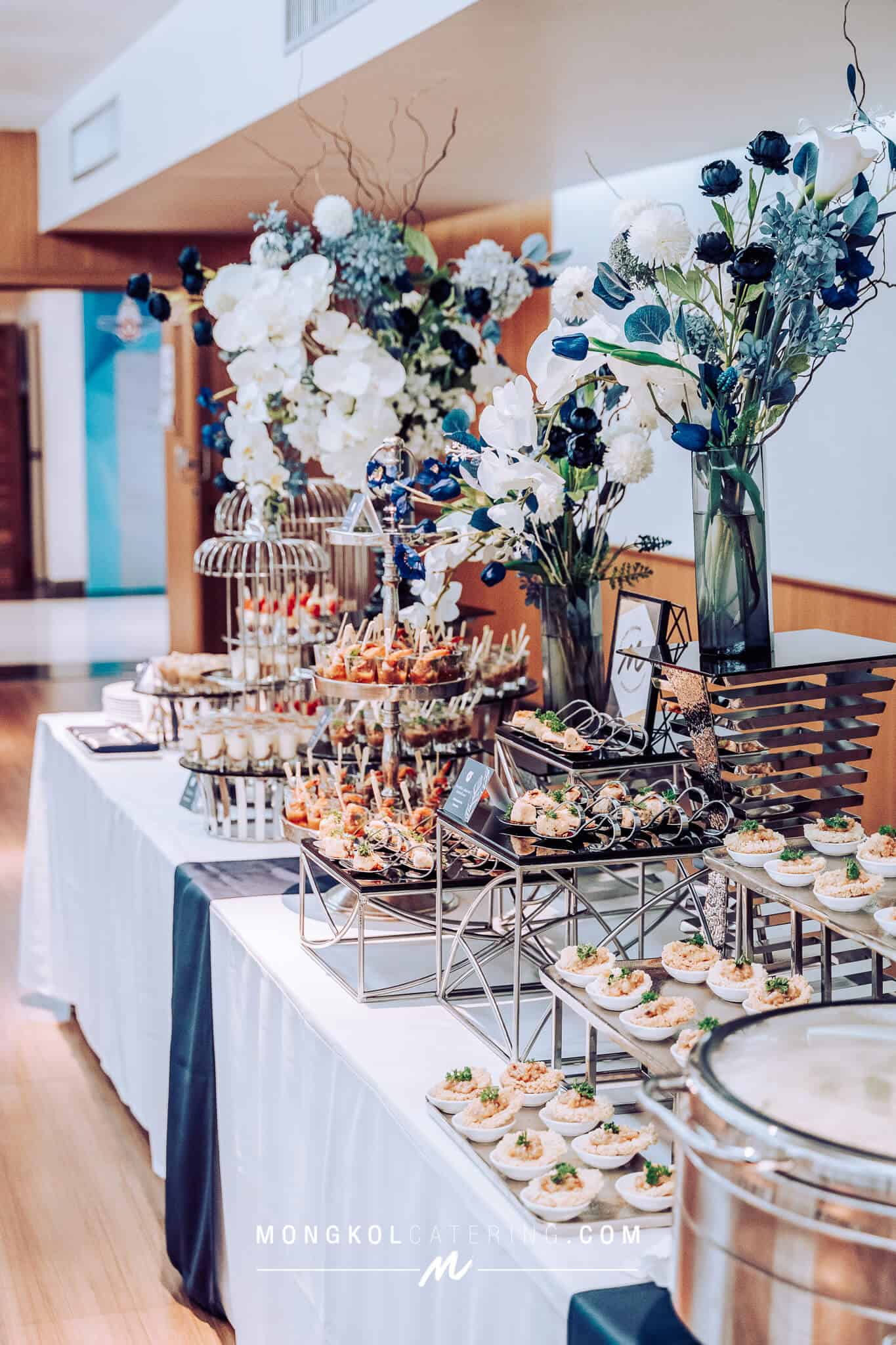 จัดโต๊ะนั่งทานและจัดเลี้ยงค็อกเทลโทนน้ำเงิน Navy blue @ สถาบันเทคโนโลยีป้องกันประเทศ
