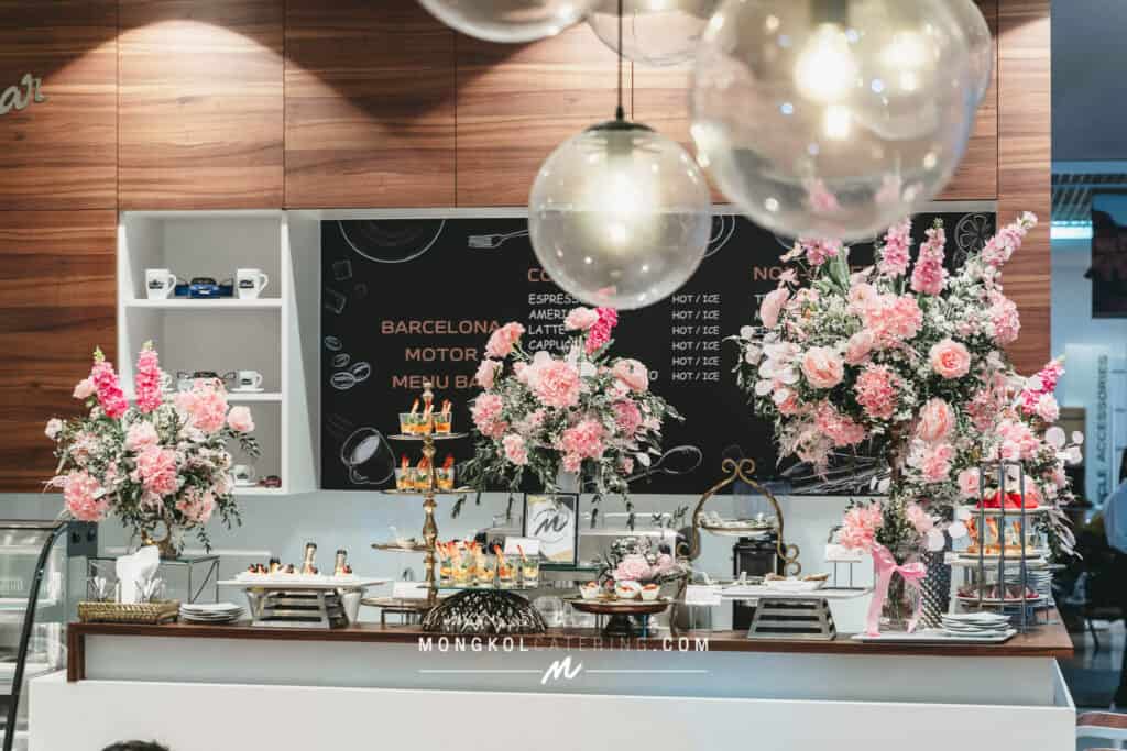 จัดค็อกเทล ตีมชมพู งาน Huawei Mate XS2 @BMW Barcelona Motor Vibhavadi