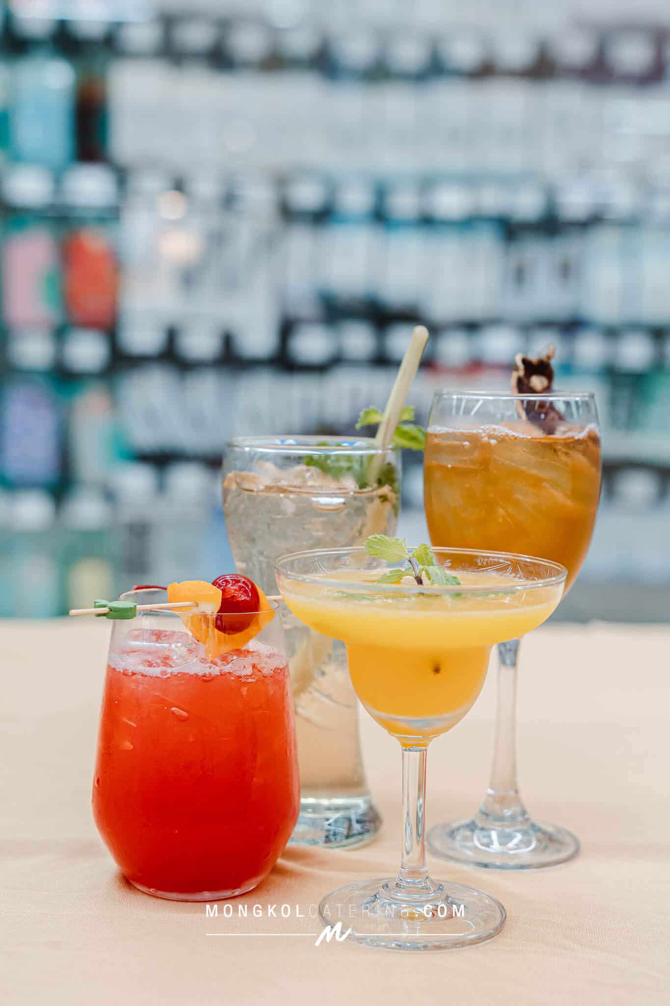 จัดอาหารกล่อง บริการเครื่องดื่มเดินเสิร์ฟ พร้อมดอกไม้ตกแต่ง @ ฉลอง 500 สาขา MR DiY