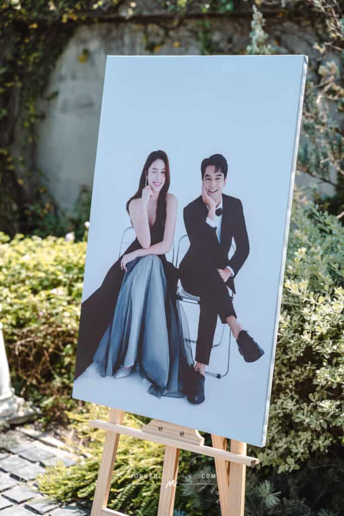 Elegant couple portrait for event decoration at Mongkol Catering in Thailand.
