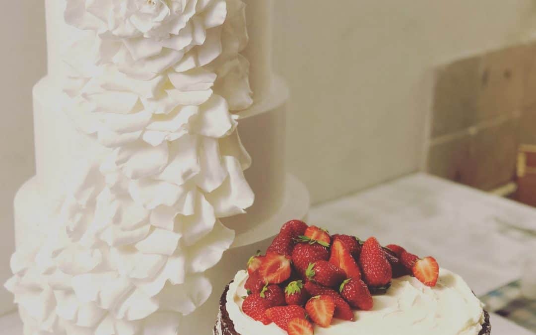 A Groom’s Cake in Italy: Chocolate and Strawberries, Tradition and Elegance