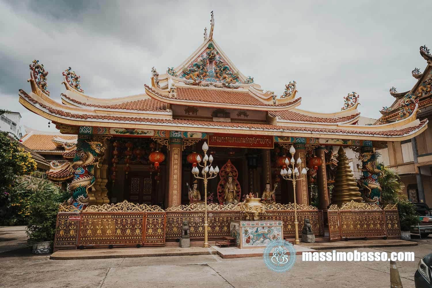 U Phai Rat Bamrung - Originariamente Chiamato Chùa Khánh Vân - Kan Yooeng Toe In Thailandese