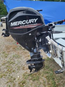Mercury FourStroke 4HP outboard motor for boats.